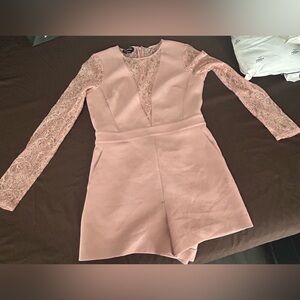 Bebe - Gorgeous pink laced romper -shorts - Long sleeves Size 8